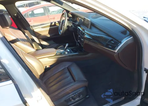 2017 BMW X5 xDrive35I z USA, uszkodzony, nr VIN 5UXKR0C33H0V73893